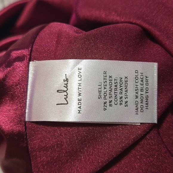 Lulus Women's Satin Bodysuit Burgundy/Pink Size M NWT - Picture 7 of 8